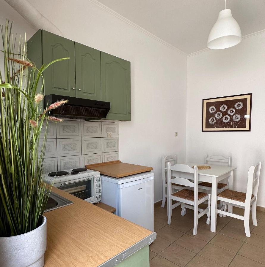 Voulas Apartments Stoupa Phòng bức ảnh