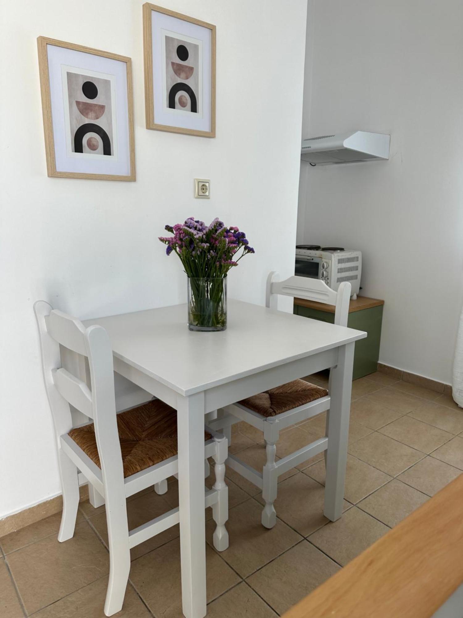 Voulas Apartments Stoupa Phòng bức ảnh